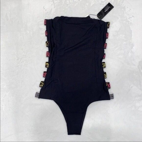 Tavik Womens Size Medium Aimee Strapless One Piece Swimsuit Black - Picture 7 of 7